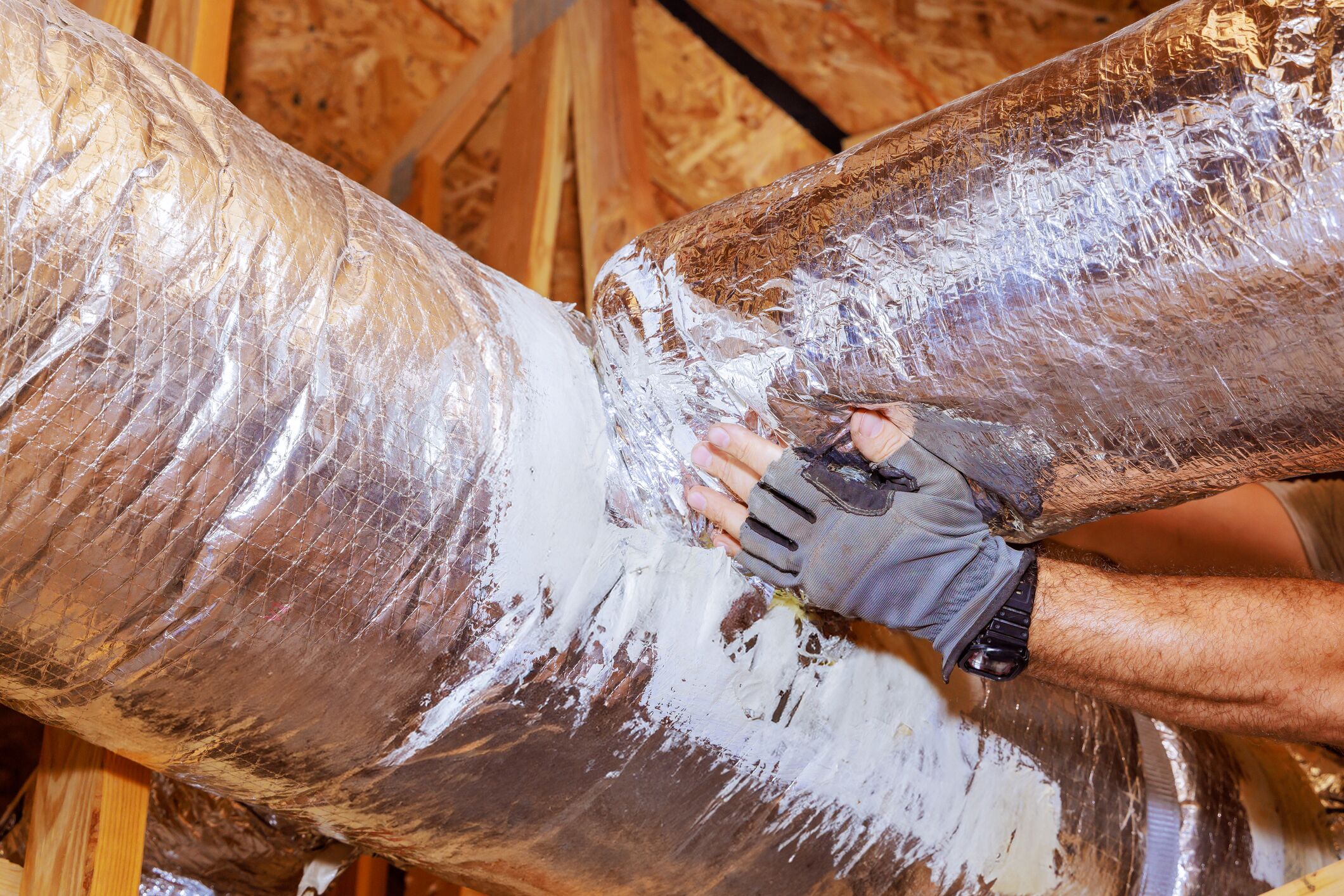 Signs Your Ductwork Is Leaking, Undersized, or Failing